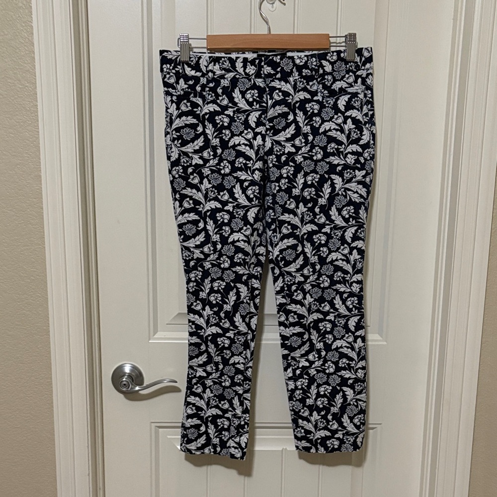 Banana Republic Floral Navy‎ and White Pants